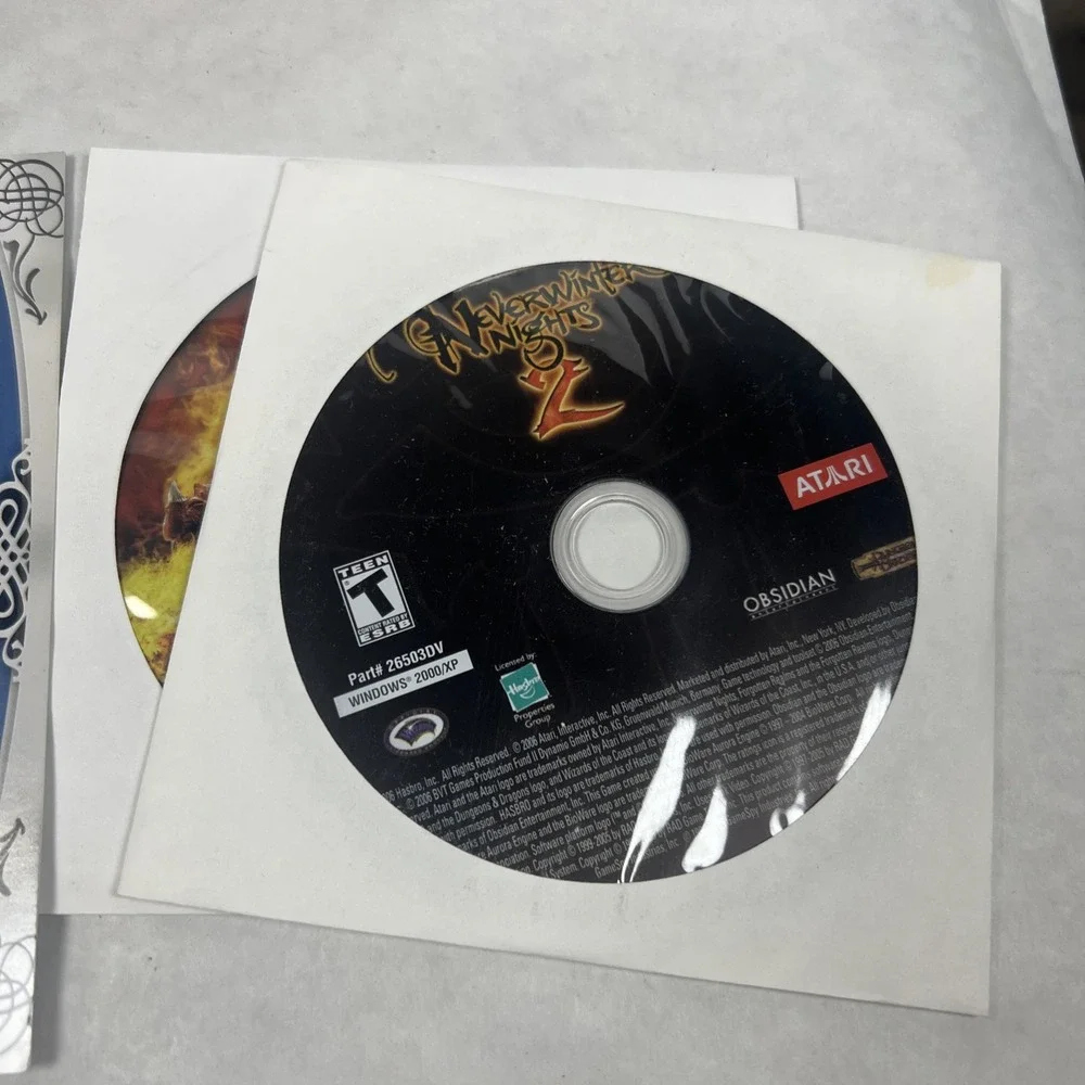 Neverwinter Nights 2‎ Forgotten Realms PC CD-ROM. Compete With Manual CIB